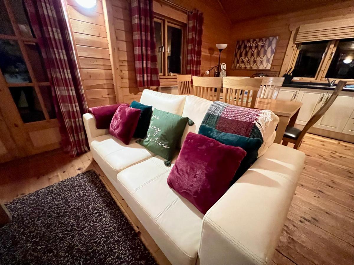 Tufty Lodge, Lake Pochard Lodge 9 South Cerney Luaran gambar