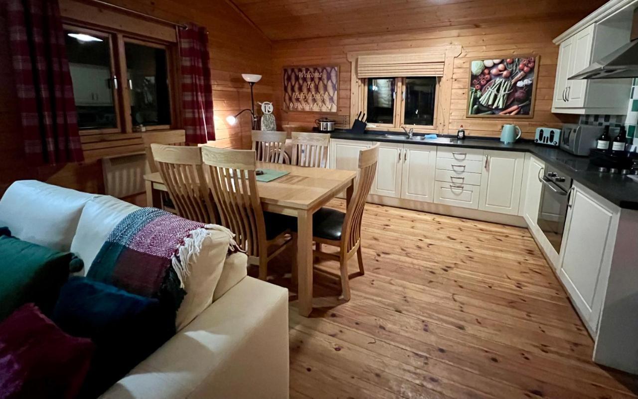 Tufty Lodge, Lake Pochard Lodge 9 South Cerney Luaran gambar