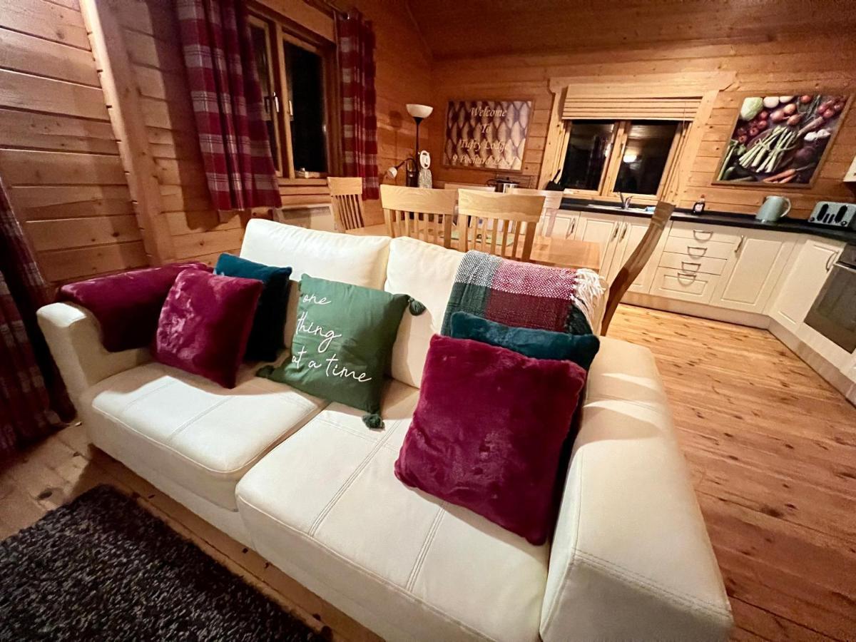 Tufty Lodge, Lake Pochard Lodge 9 South Cerney Luaran gambar