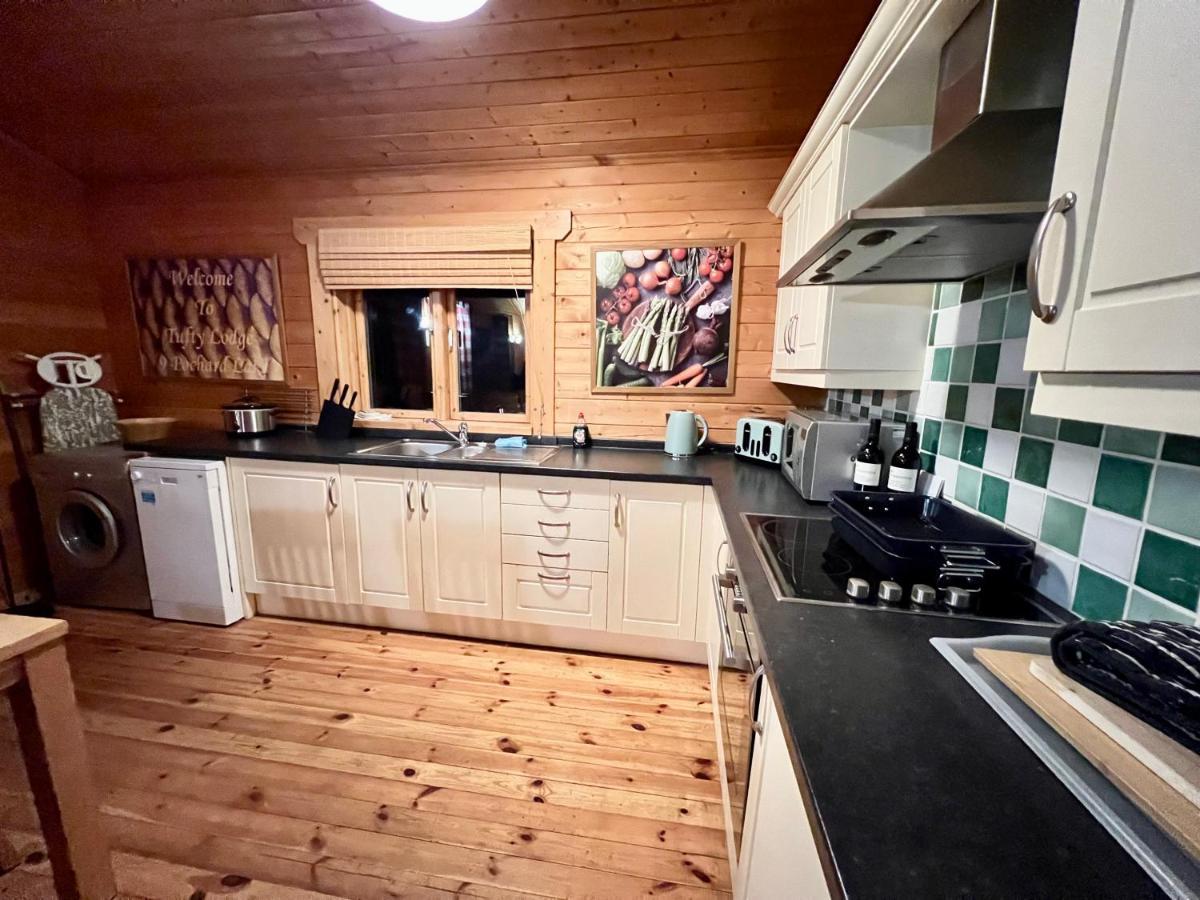 Tufty Lodge, Lake Pochard Lodge 9 South Cerney Luaran gambar